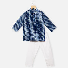 Load image into Gallery viewer, Leheriya Kurta Pajama Set
