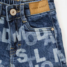Load image into Gallery viewer, Blue Typographic Printed Raw Hem Denim Shorts