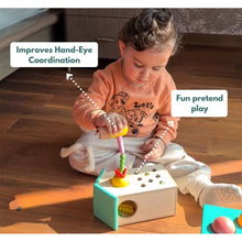 Load image into Gallery viewer, Wooden Magnetic Bird Feeder