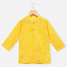 Load image into Gallery viewer, Leheriya Kurta Pajama Set