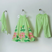 Load image into Gallery viewer, Green Floral Printed Top With Pant & Dupatta