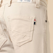 Load image into Gallery viewer, Beige Mid Rise Relaxed Fit Jeans