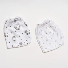 Load image into Gallery viewer, White Counting Sheep Theme Muslin Shorts
