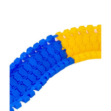 Load image into Gallery viewer, Multi-Color Bend Flex And Grow Tracks With 2 Cars - 240pcs