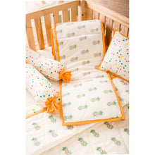 Load image into Gallery viewer, Pineapple Cot Bumper Set