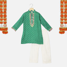 Load image into Gallery viewer, Green Bandhani Kurta Pyjama