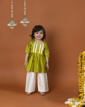 Load image into Gallery viewer, Green Peplum Top and Pant