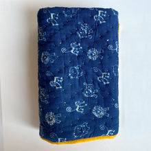 Load image into Gallery viewer, Organic Zoo Print Quilt