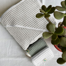 Load image into Gallery viewer, Organic Natural Waffle Hooded Towel Set