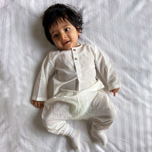 Load image into Gallery viewer, Organic Essential White Kurta And Pants