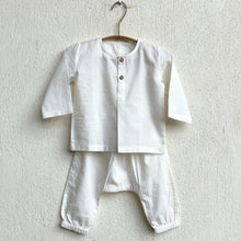 Load image into Gallery viewer, Organic Essential White Kurta And Pants