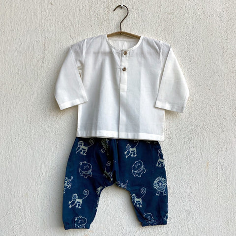 Organic White Kurta And Zoo Print Indigo Pants