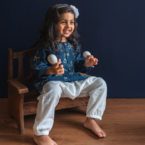 Organic  Zoo Print Indigo Kurta And White Pants
