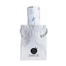 Load image into Gallery viewer, Giraffe Design Muslin Swaddle Wrap