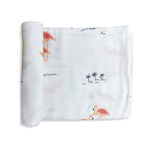 Load image into Gallery viewer, Flamingo Design Muslin Swaddle Wrap