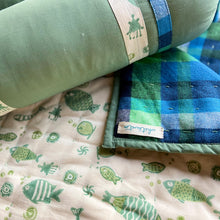 Load image into Gallery viewer, Zoo Themed Organic Newborn Gift Set