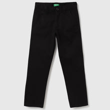 Load image into Gallery viewer, Black Solid Regular Fit Trousers
