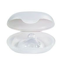 Load image into Gallery viewer, Natural Feel Nipple Shield With Case Size 3 - Pack Of 2
