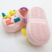 Load image into Gallery viewer, Pink Bear Theme Clogs With Charms
