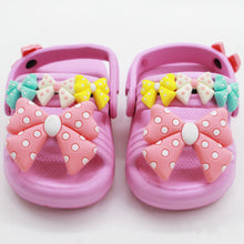 Load image into Gallery viewer, Pink &amp; Peach Sandals With Bow Charms
