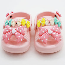 Load image into Gallery viewer, Pink &amp; Peach Sandals With Bow Charms
