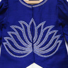 Load image into Gallery viewer, Blue Lotus Jacket With Gown
