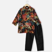 Load image into Gallery viewer, Black Floral Printed Kurta With Pant
