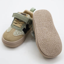 Load image into Gallery viewer, Green Velcro Closure Sneakers
