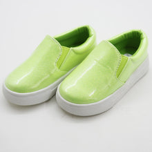 Load image into Gallery viewer, Green &amp; Silver Glitter Gunmetal Shoes
