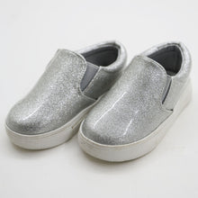 Load image into Gallery viewer, Green &amp; Silver Glitter Gunmetal Shoes
