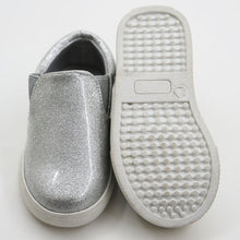 Load image into Gallery viewer, Green &amp; Silver Glitter Gunmetal Shoes
