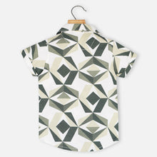 Load image into Gallery viewer, Green Geometric Printed Half Sleeves Shirt
