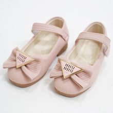 Load image into Gallery viewer, White &amp; Pink Bow Embellished Velcro Closure Ballerina
