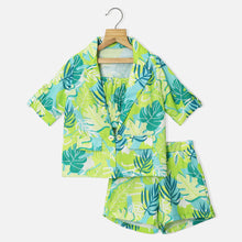Load image into Gallery viewer, Green Tropical Printed Shug With Smocked Crop Top &amp; Short Co-Ord Set
