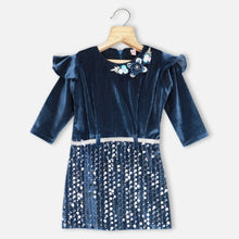 Load image into Gallery viewer, Blue Sequins Embellished Velvet Straight Fit Dress
