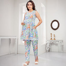 Load image into Gallery viewer, Blue Abstract Printed Nursing Maternity Co-Ord Set
