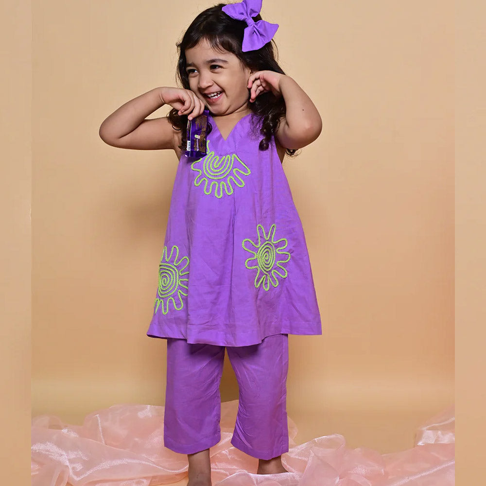 Purple Sleeveless Top With Pant & Dupatta