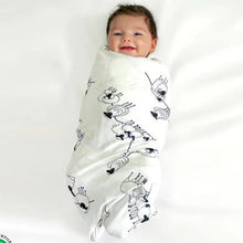 Load image into Gallery viewer, Duck, Giraffe &amp; Sheep Theme Bamboo Baby Swaddle Set- Pack Of 3
