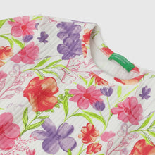 Load image into Gallery viewer, White Regular Fit Round Neck Floral Printed Top
