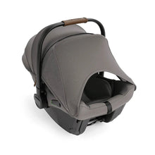 Load image into Gallery viewer, Pipa Urbn Ultra Lightweight Infant Car Seat
