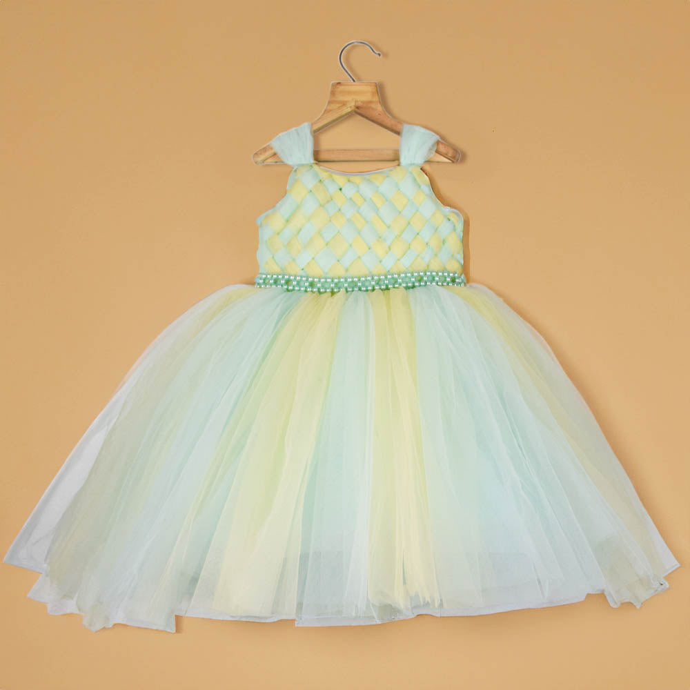 Yellow Weave Yoke Ball Party Gown With Belt & Plastic Boning