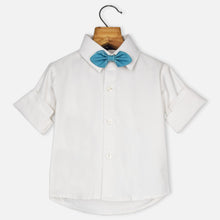 Load image into Gallery viewer, Blue Checked Printed Waistcoat With White Shirt &amp; Pant
