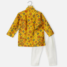 Load image into Gallery viewer, Yellow Geometric Printed Kurta With Ivory Pajama
