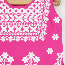 Load image into Gallery viewer, Pink Embroidered Cotton Kurta With Salwar &amp; Dupatta
