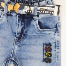 Load image into Gallery viewer, Blue Denim Jeans With Belt
