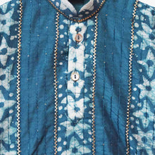 Load image into Gallery viewer, Blue Sequins Embroidered Full Sleeves Kurta With Pajama
