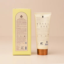 Load image into Gallery viewer, Surya Kawach SPF30 Baby Sunscreen Lotion
