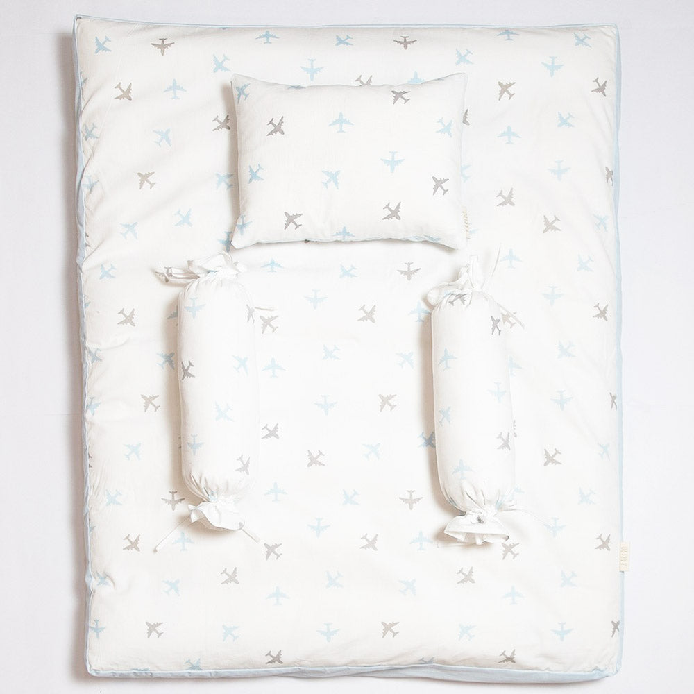 White Airplane Printed 4 Piece Silk Cotton Bedding Set