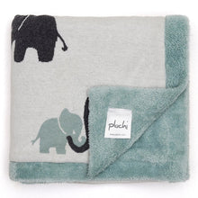 Load image into Gallery viewer, Blue Elephant Printed Knitted Blanket
