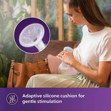 Load image into Gallery viewer, Manual Breast Pump With Silicone Massage Cushion &amp; Ergonomic Handle
